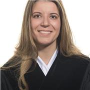 Profesora de infantil y primaria con especialidad en lengua extranjera, ingles. Con experiencia. Imparto clases a todas las edades